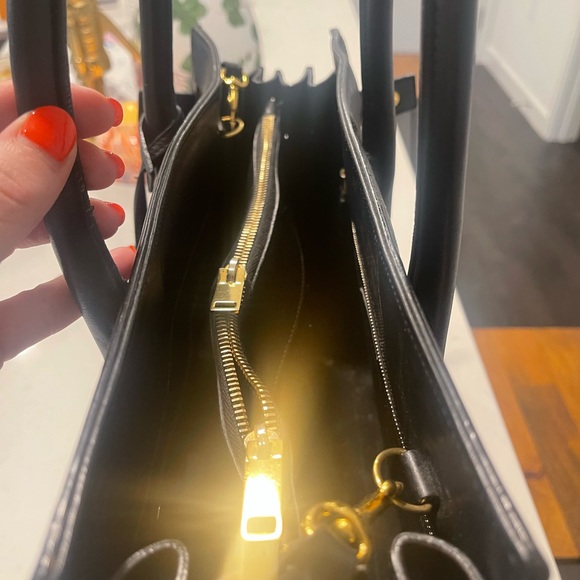 Saint Laurent Classic Sac Du Jour Small Burgundy and Black in smooth leather - Picture 9 of 14